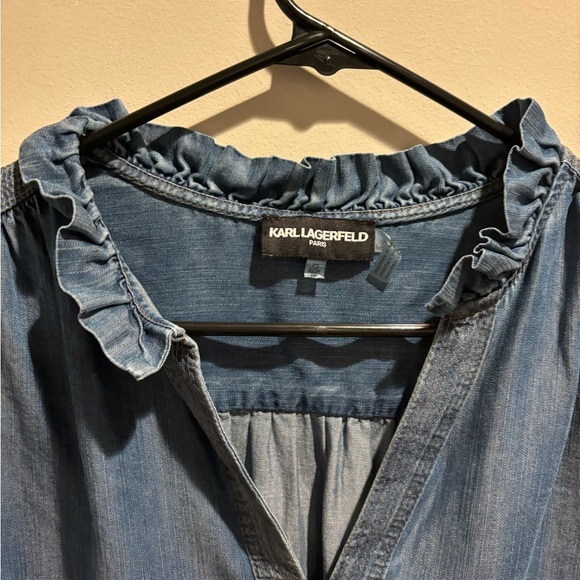 Karl Lagerfield Paris size XS chambray top. - Picture 4 of 5